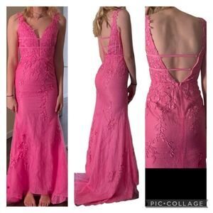 Bright Hot Pink Sleeveless Gown with Plunge Neckline for Prom, size 4
